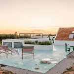 Nature Retreat With Heated Pool Hot Tub Bbq And Amazing Views Sesimbra