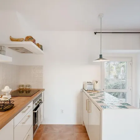 Nature Retreat With Heated Pool Hot Tub Bbq And Amazing Views