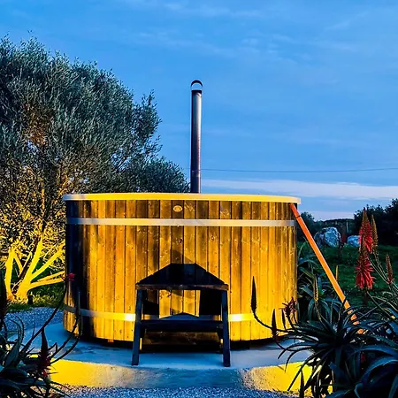 Nyaraló Nature Retreat With Heated Pool Hot Tub Bbq And Amazing Views