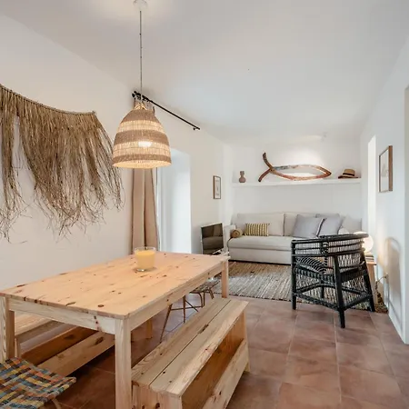 Casa vacanze Nature Retreat With Heated Pool Hot Tub Bbq And Amazing Views