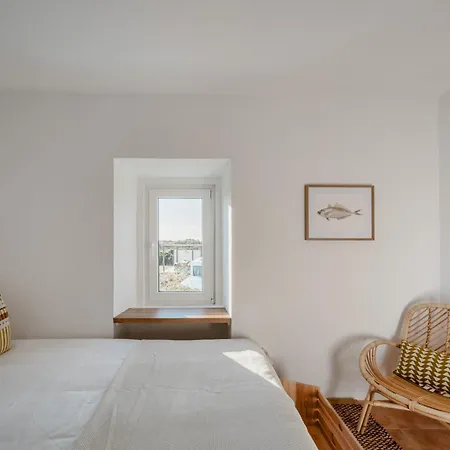 Retiro Com Piscina E Vistas Deslumbrantes Holiday home Sesimbra