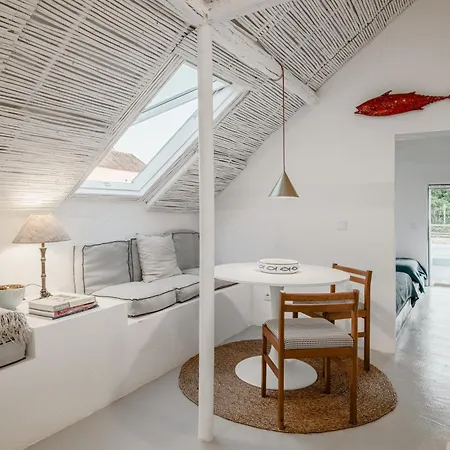 Nature Retreat With Heated Pool Hot Tub Bbq And Amazing Views Sesimbra